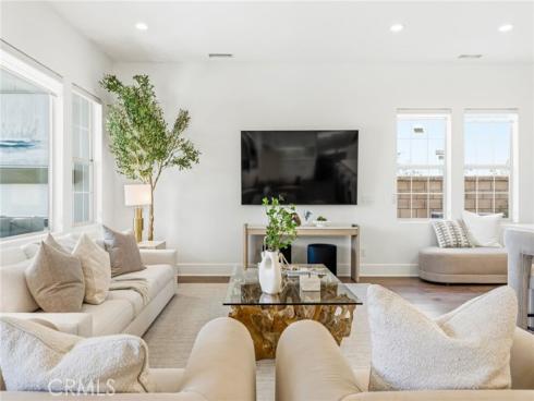 5201  Goldenrod Cir  , Huntington Beach, CA