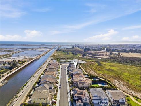 5201  Goldenrod Cir  , Huntington Beach, CA