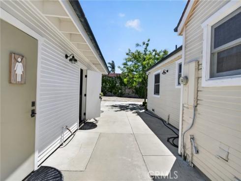 17066 Palmdale , Huntington Beach, CA
