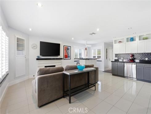 8141 Pennington Drive, Huntington Beach, CA