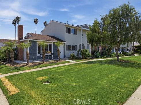8141 Pennington Drive, Huntington Beach, CA