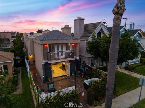 215  Knoxville   Avenue, Huntington Beach, CA
