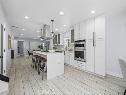 215  Knoxville   Avenue, Huntington Beach, CA