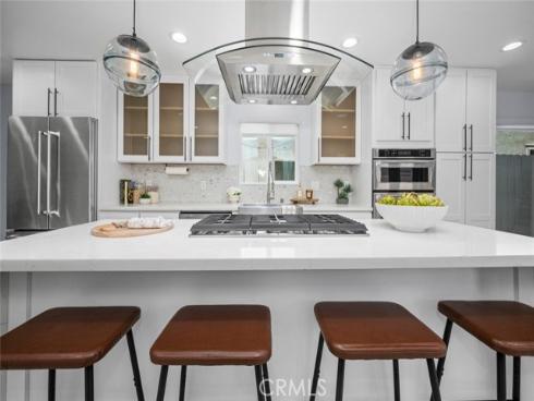 215  Knoxville   Avenue, Huntington Beach, CA