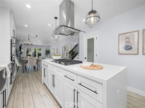 215  Knoxville   Avenue, Huntington Beach, CA
