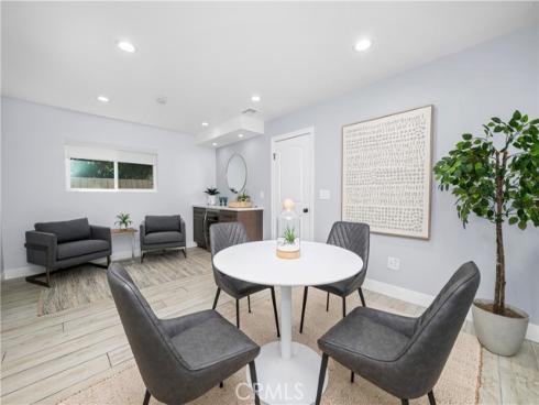 215  Knoxville   Avenue, Huntington Beach, CA