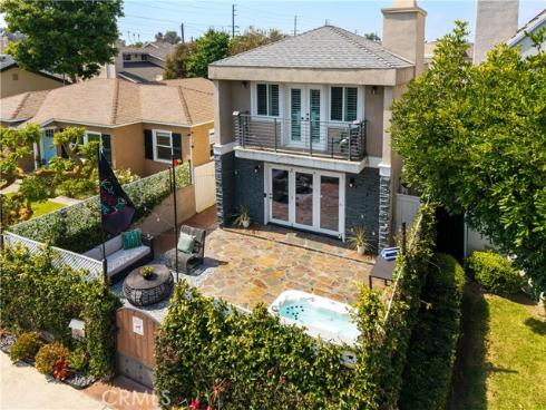 215  Knoxville   Avenue, Huntington Beach, CA