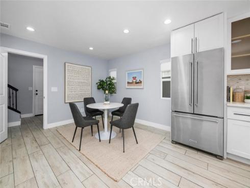 215  Knoxville   Avenue, Huntington Beach, CA