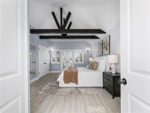 215  Knoxville   Avenue, Huntington Beach, CA