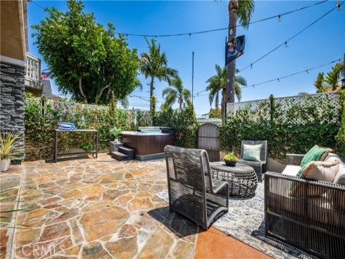 215  Knoxville   Avenue, Huntington Beach, CA