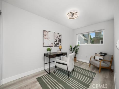 215  Knoxville   Avenue, Huntington Beach, CA