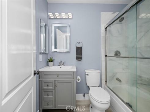 215  Knoxville   Avenue, Huntington Beach, CA