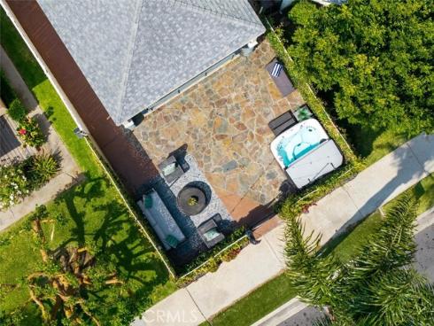 215  Knoxville   Avenue, Huntington Beach, CA