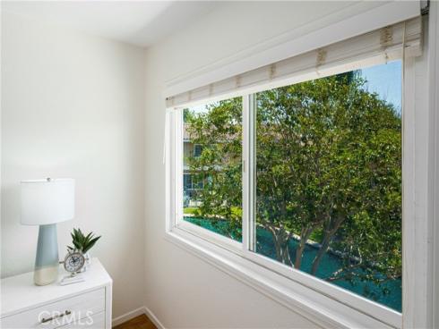 7946 Waterfall Circle, Huntington Beach, CA