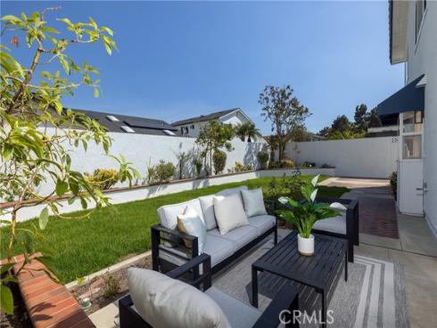 3834 Mistral , Huntington Beach, CA