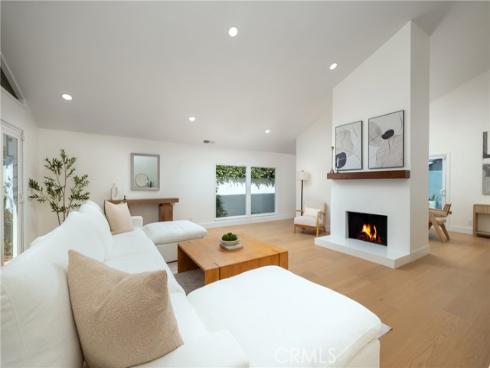 3834 Mistral , Huntington Beach, CA