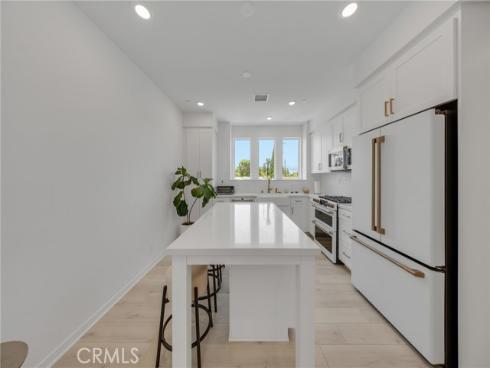 17961 Conch Lane, Huntington Beach, CA