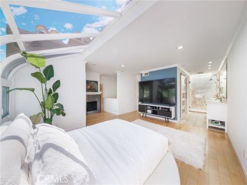 3262  Sparkler  , Huntington Beach, CA