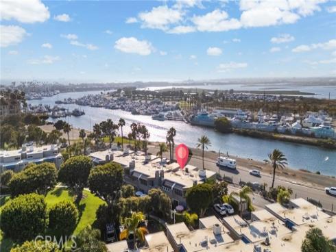 3262  Sparkler  , Huntington Beach, CA