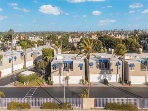 3262  Sparkler  , Huntington Beach, CA