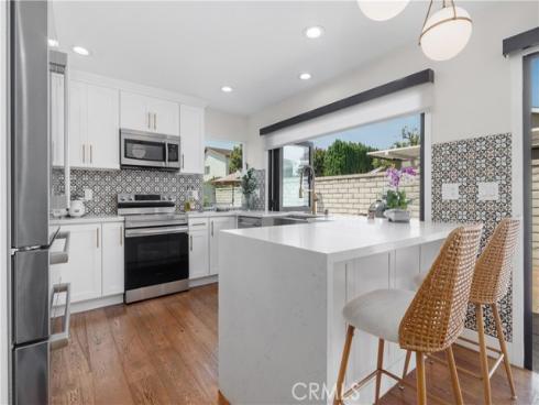 6562 Dohrn Circle, Huntington Beach, CA
