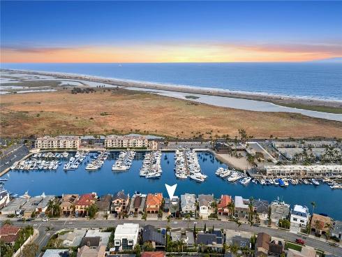 17033 Edgewater Drive, Huntington Beach, CA