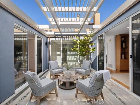 17033 Edgewater Drive, Huntington Beach, CA