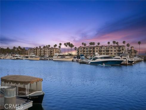 17033 Edgewater Drive, Huntington Beach, CA