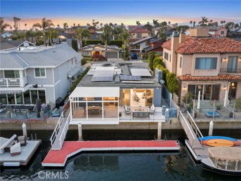 17033 Edgewater Drive, Huntington Beach, CA