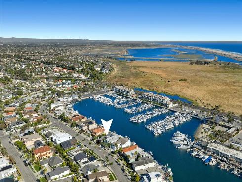 17033 Edgewater Drive, Huntington Beach, CA