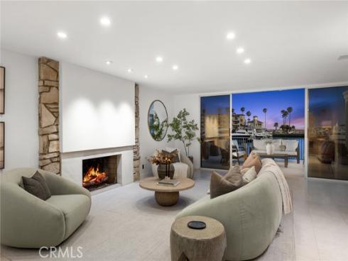 17033 Edgewater Drive, Huntington Beach, CA