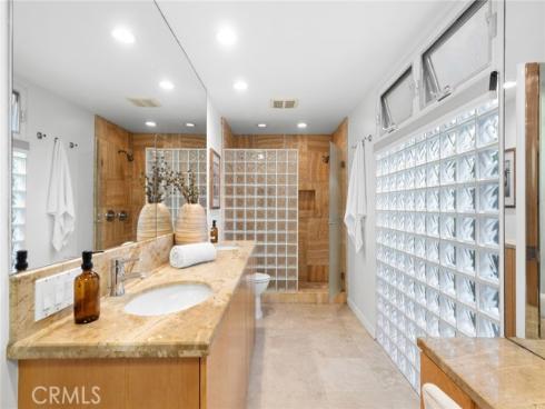 17033 Edgewater Lane, Huntington Beach, CA