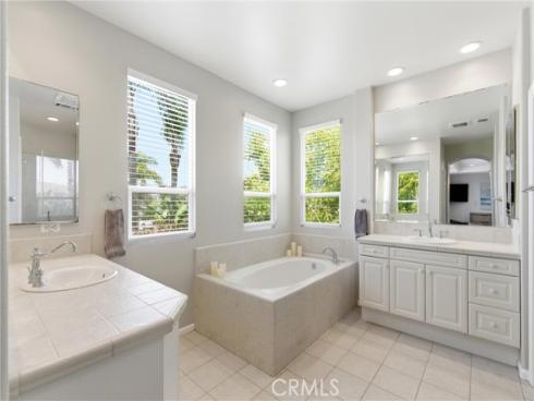 19055 Redford Lane , Huntington Beach, CA