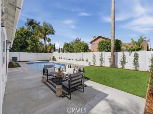20682  Queens Park   Lane, Huntington Beach, CA