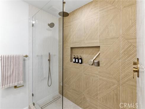 20682  Queens Park   Lane, Huntington Beach, CA