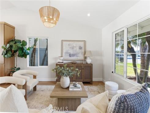 20682  Queens Park   Lane, Huntington Beach, CA