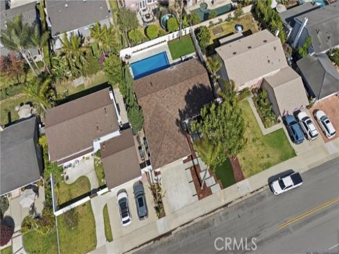 20682  Queens Park   Lane, Huntington Beach, CA