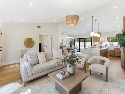 20682  Queens Park   Lane, Huntington Beach, CA