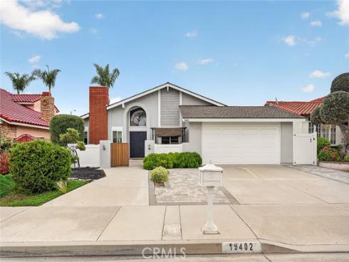 19402 Coralwood Lane, Huntington Beach, CA