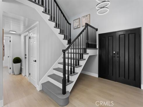 9882 Kings Canyon , Huntington Beach, CA