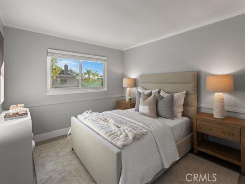 9882 Kings Canyon , Huntington Beach, CA