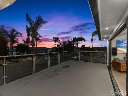 16572 Carousel , Huntington Beach, CA