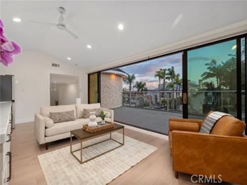 16572 Carousel , Huntington Beach, CA