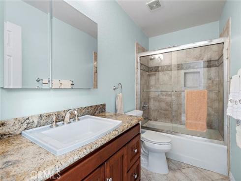 207 Memphis Avenue, Huntington Beach, CA