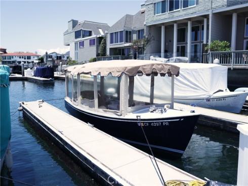 16451  Wimbledon  , Huntington Beach, CA