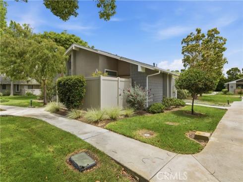 8932 Amador 1312A , Huntington Beach, CA