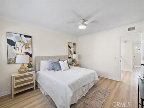 18692 Maplewood Cir , Huntington Beach, CA