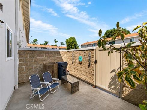 19847 Kingswood , Huntington Beach, CA