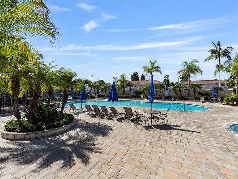 19847 Kingswood , Huntington Beach, CA