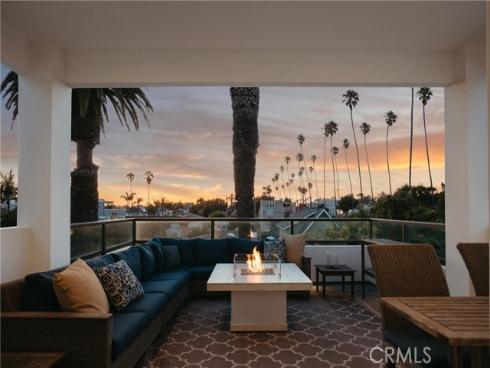 624 14th Street, Huntington Beach, CA